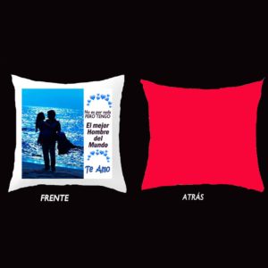 Cojín sublimado con fotografía de pareja en la playa