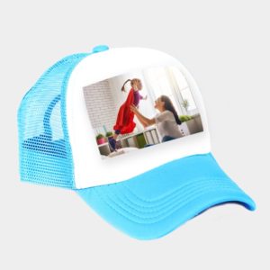 Gorra sublimada en el frente con fotografía de madre e hija